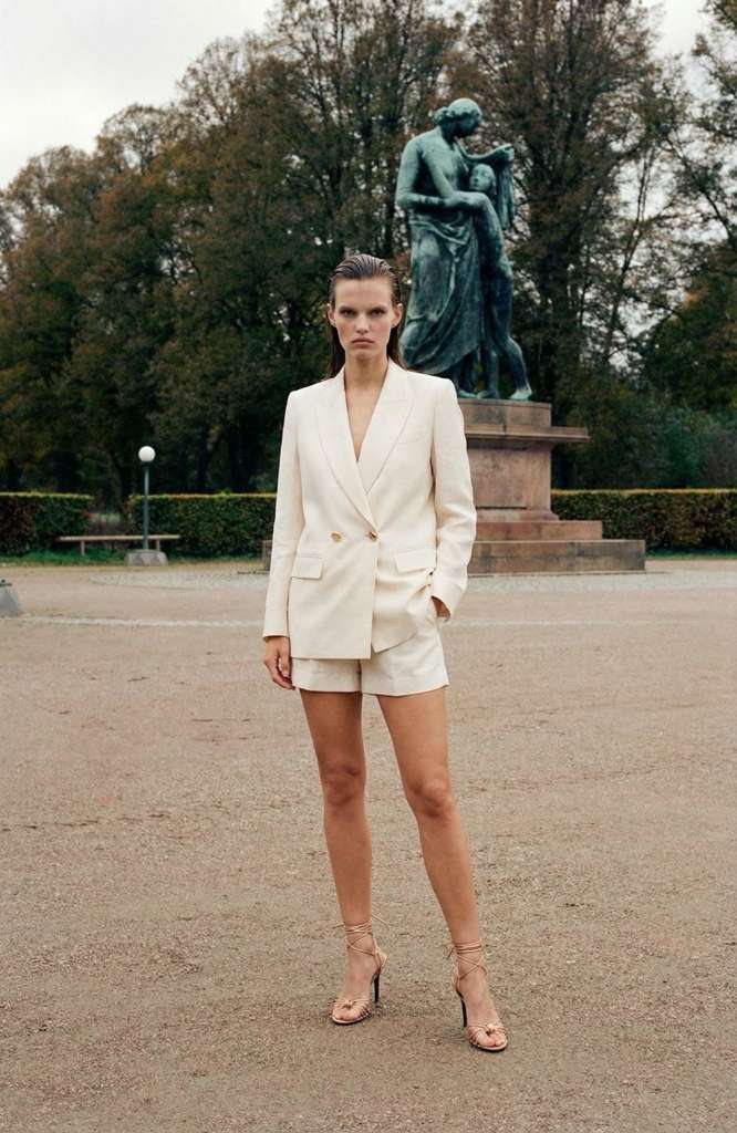 The Daily Short - Capri Sand