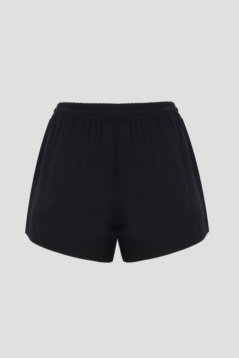 The Boyish Linen Short - Black